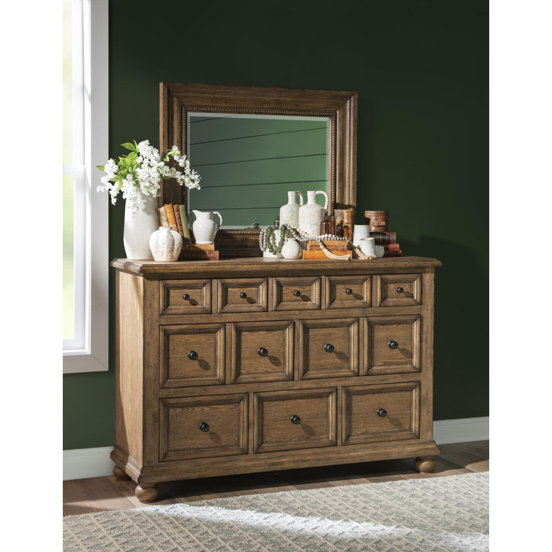 Country Living Home Collection Country Living 8-Drawer Dresser